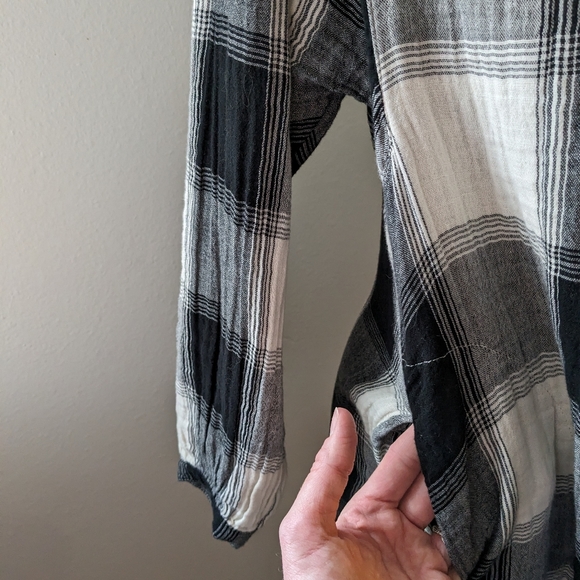 Old Navy Black and White Plaid Dress - Picture 4 of 8